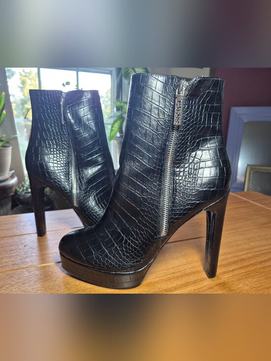 Guess Shoes - Guess Black Platform Boots - Size 10